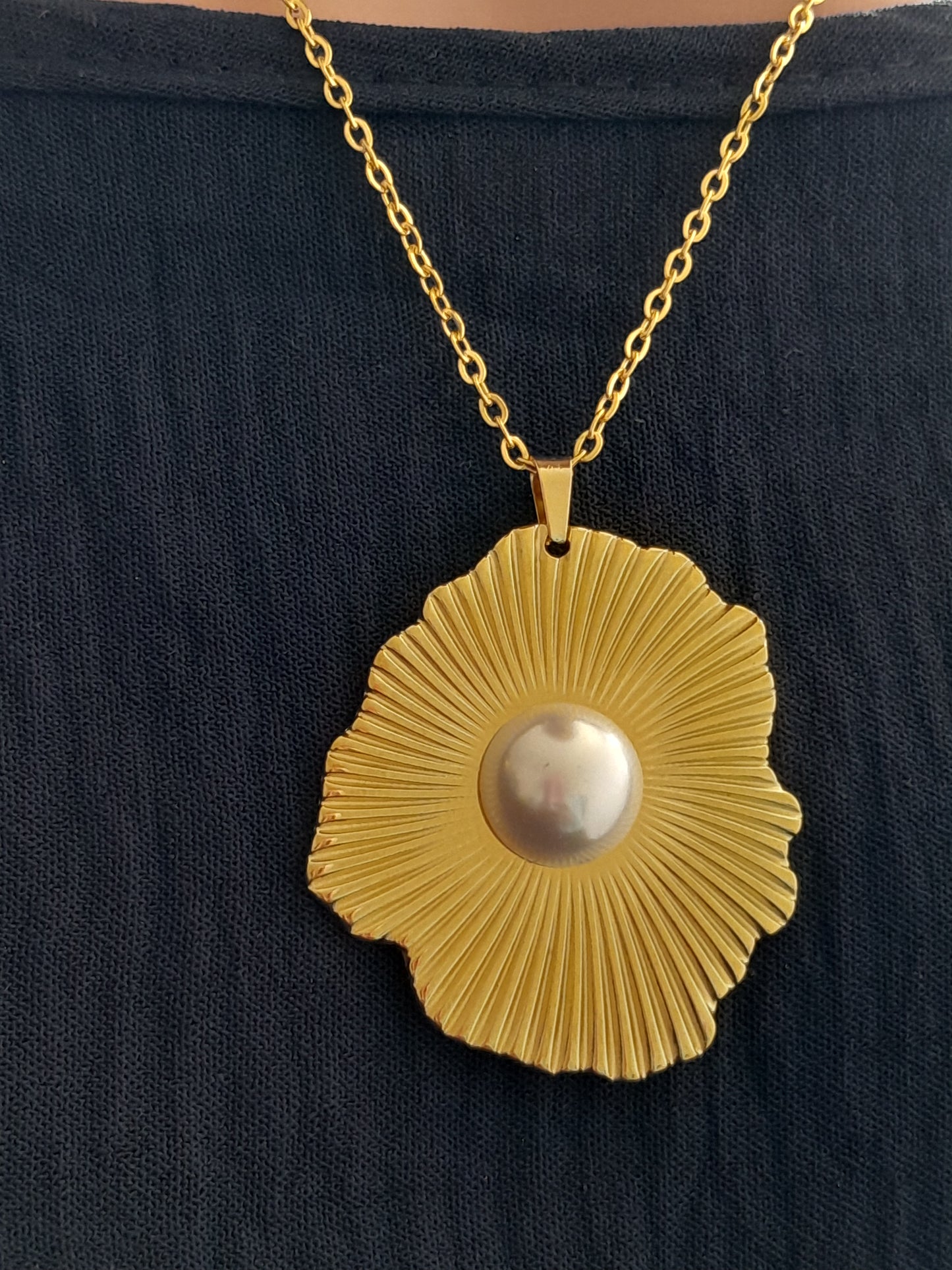 Collier Summer