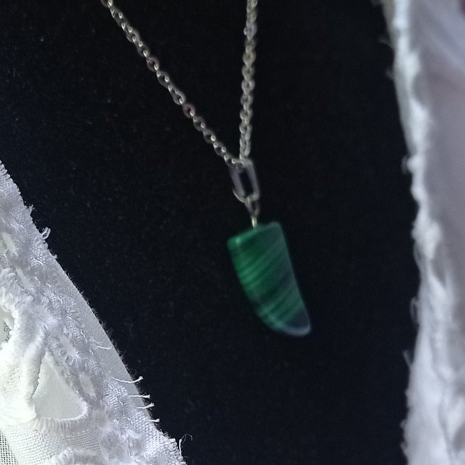 Collier Green